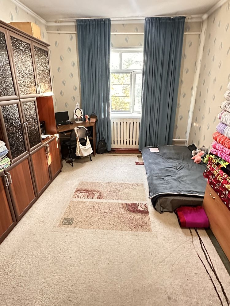 Продается большой дом, 16 сот, Мкр Катын копр, ул Молдабаева