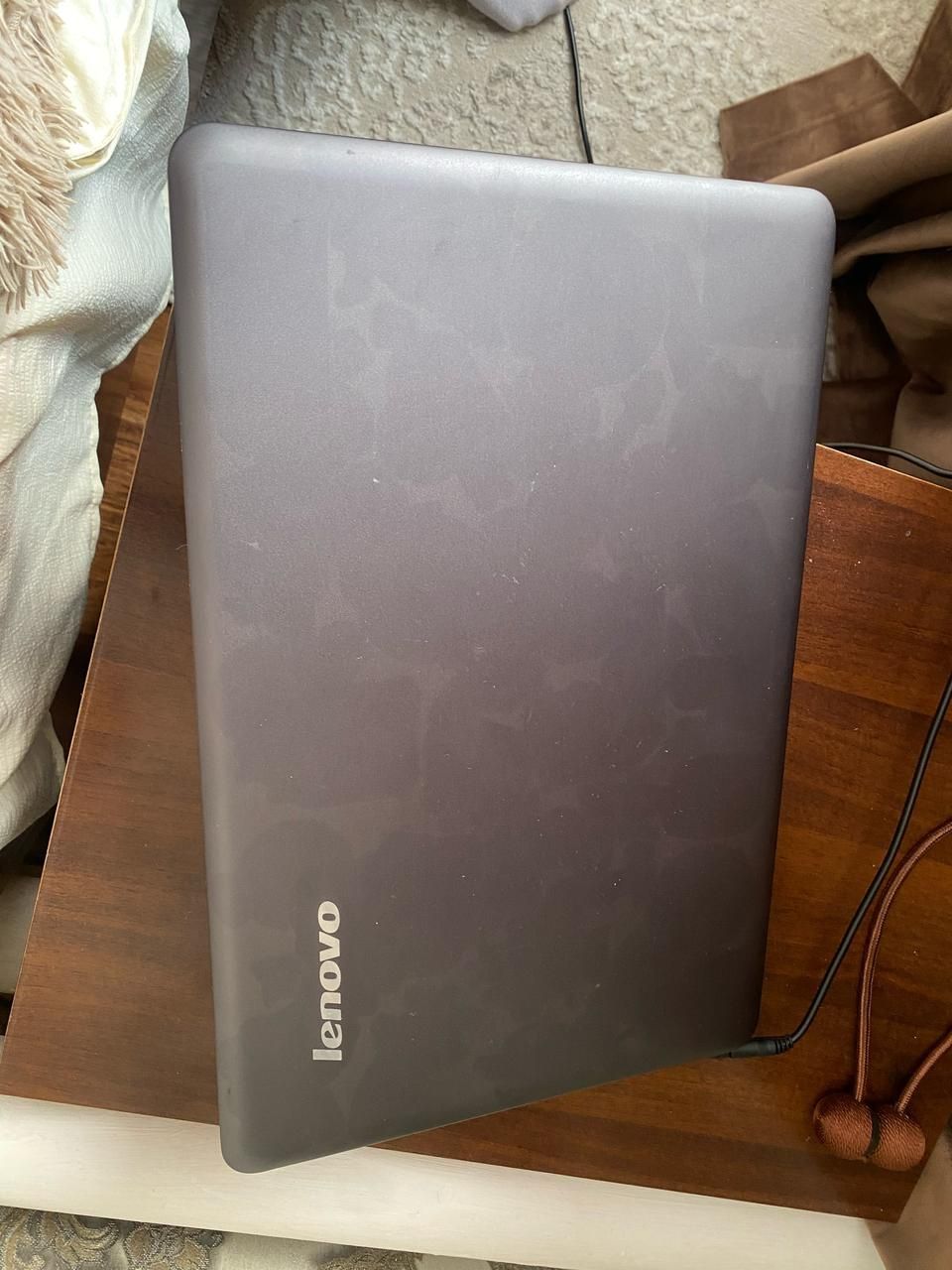 Продам ноутбук lenovo