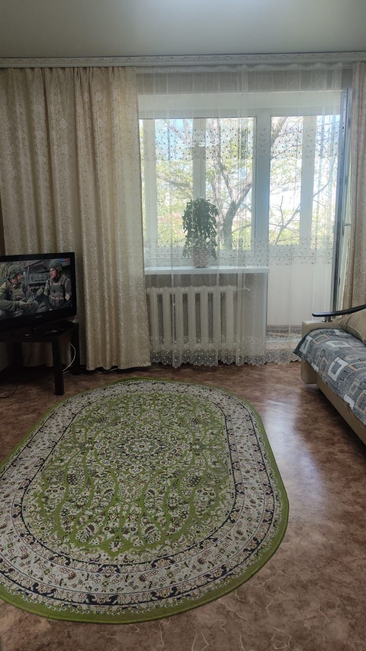 Продается 2-х комнатная, Амангельды 1