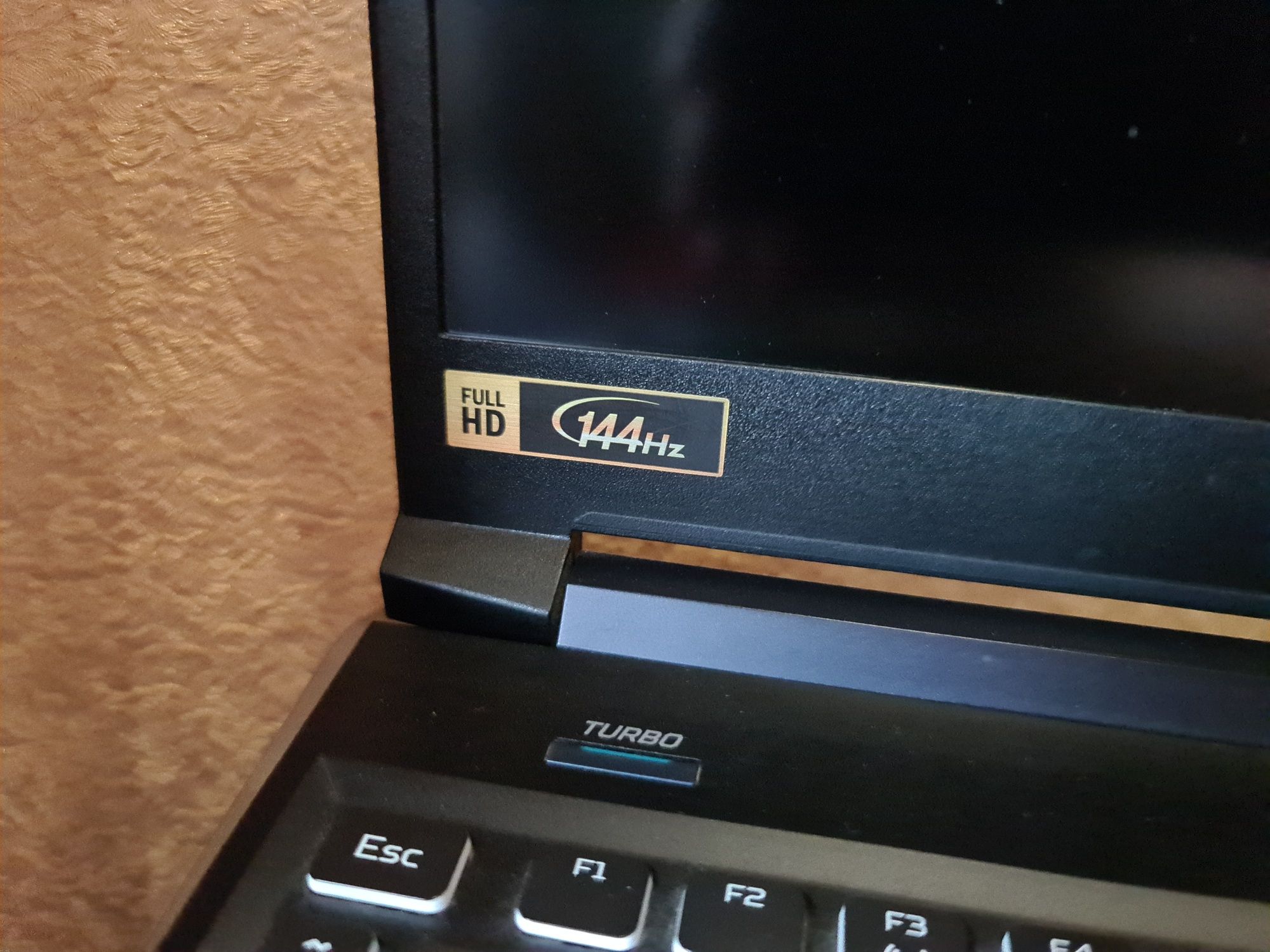 Продам игровой ноутбук acer predator helios 300