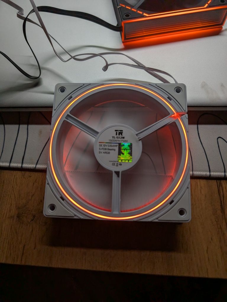 Новые белые кулера Thermalright TL-S12