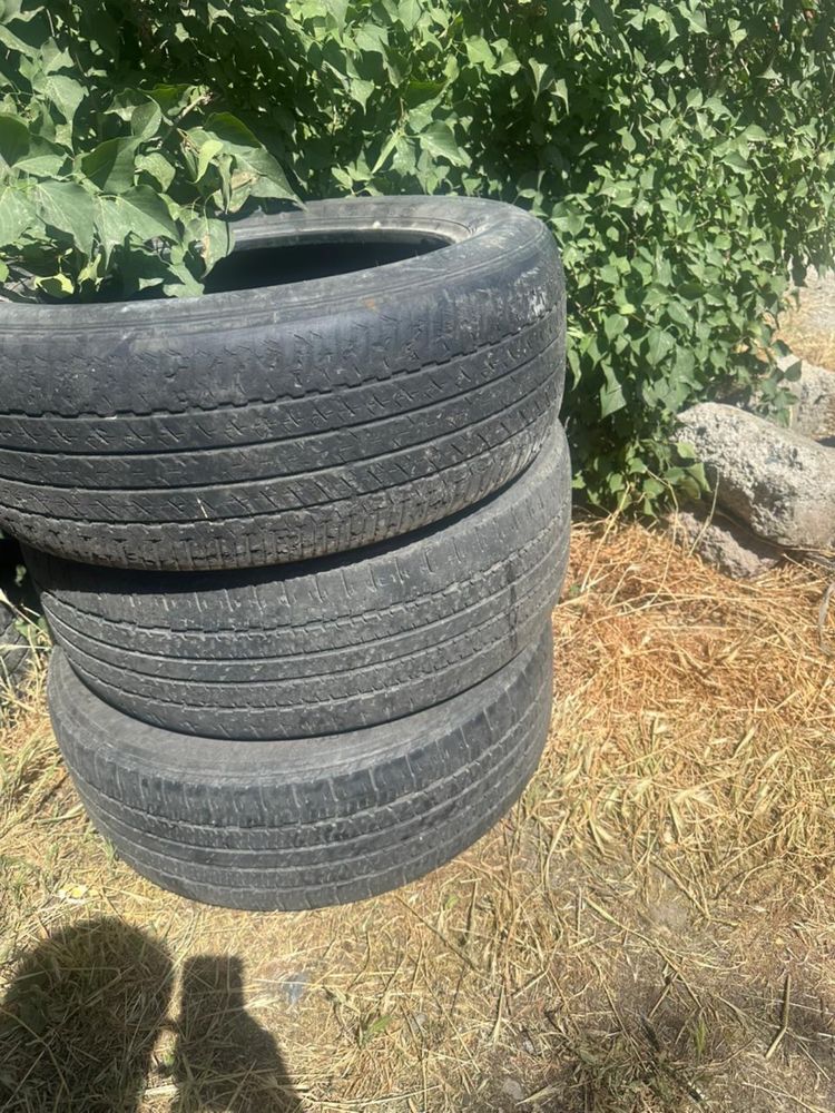 Продам шины r19