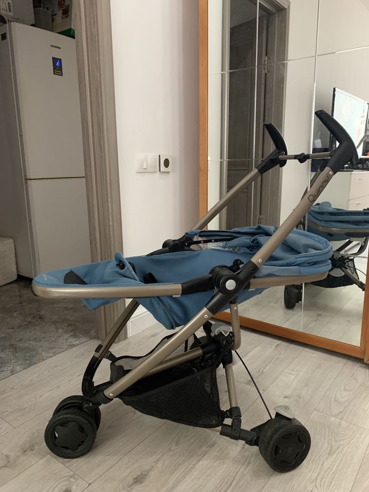 Продаю коляску Quinny