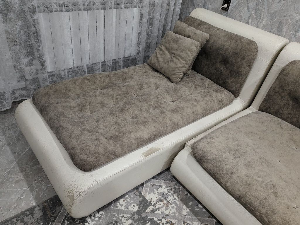 Продам диван б/у