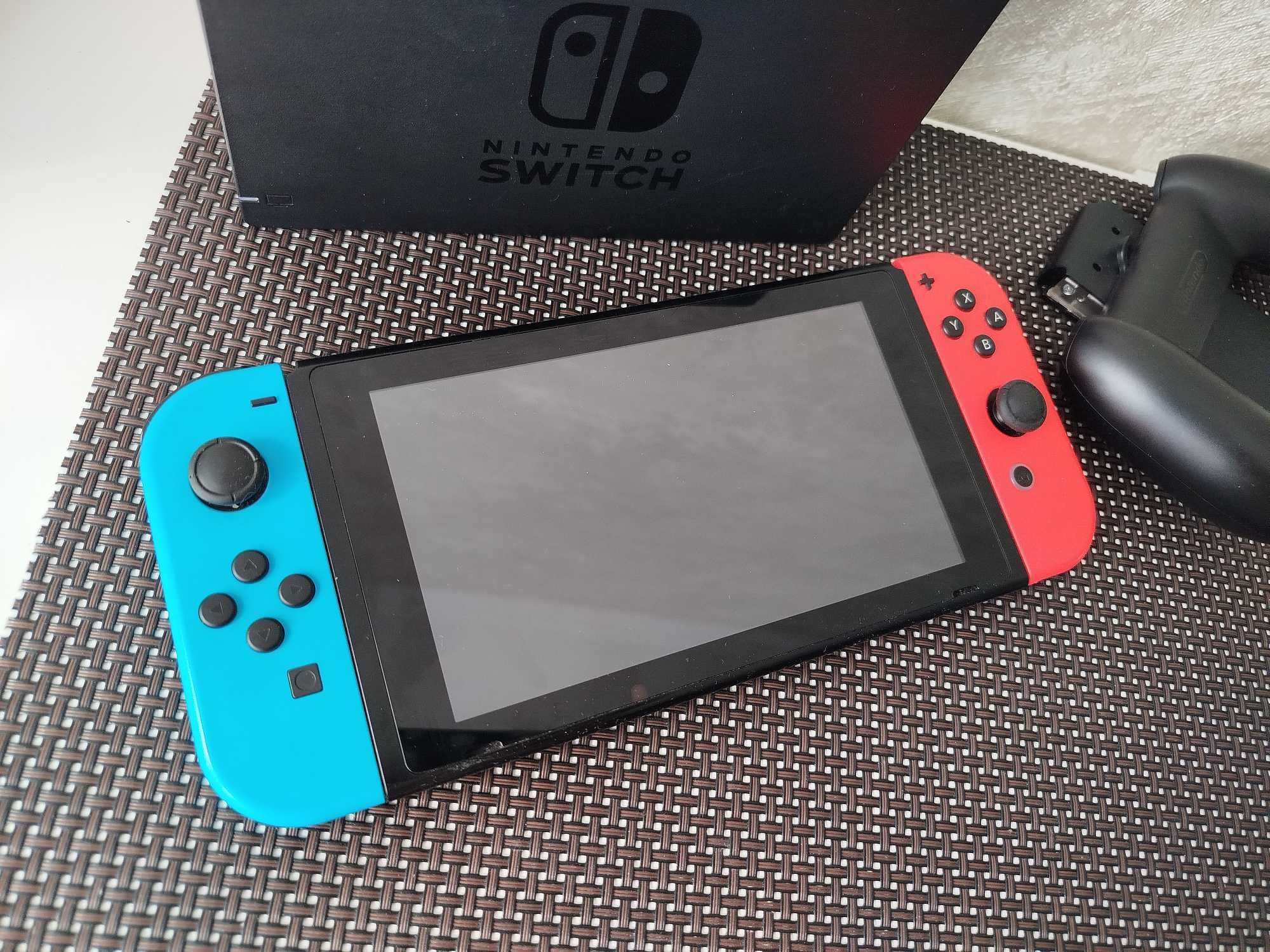 Продам Nintendo Swich