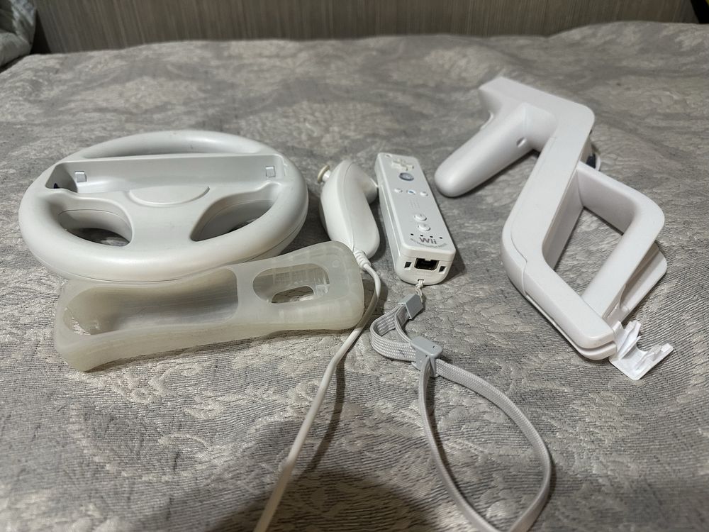 Продаю Nintendo Wii