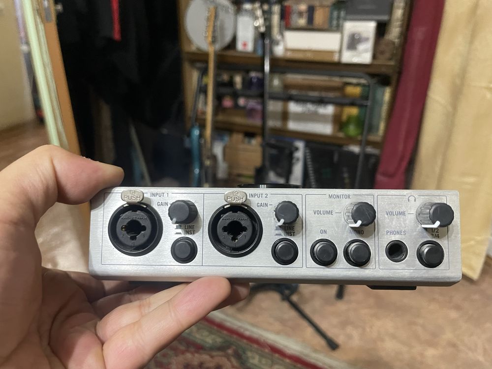 Native Instruments Komplete audio 6