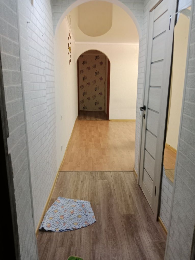 Продам трёхкомнатную квартиру в центре