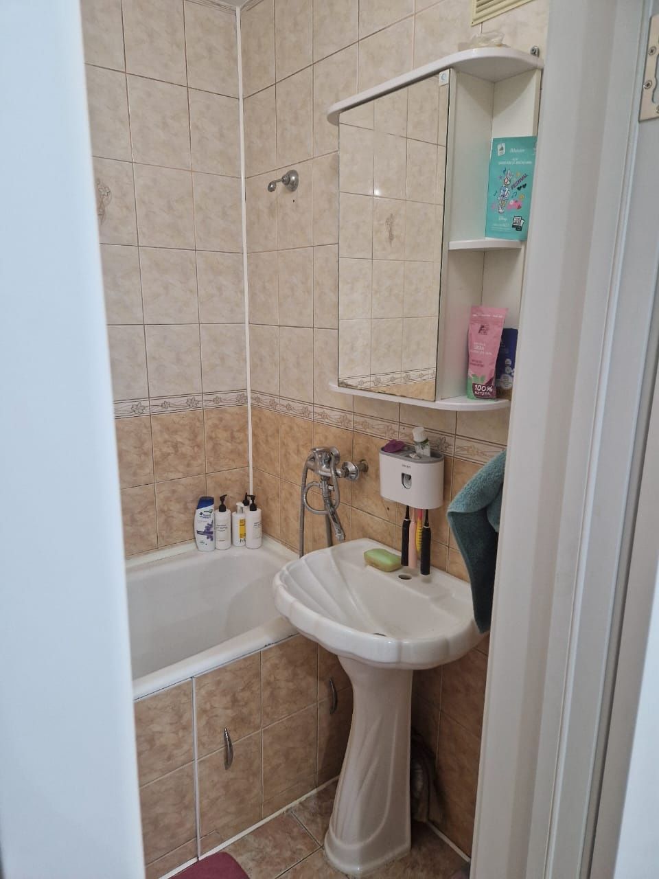 Срочно продам 3х комнатную квартиру в центре