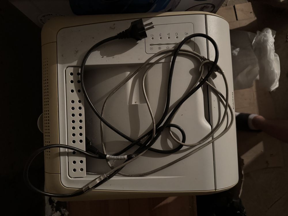 Принтер цветной Canon i-sensys LBP5050