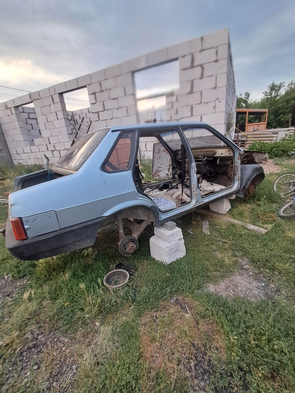 Запчасти на ваз 21099 по дешевке