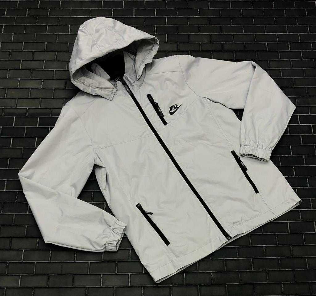Мужская легкая куртка, ветровка хакки Nike (1757)
