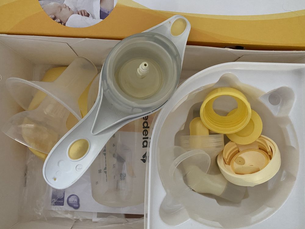 Ручной молокоотсос Medela