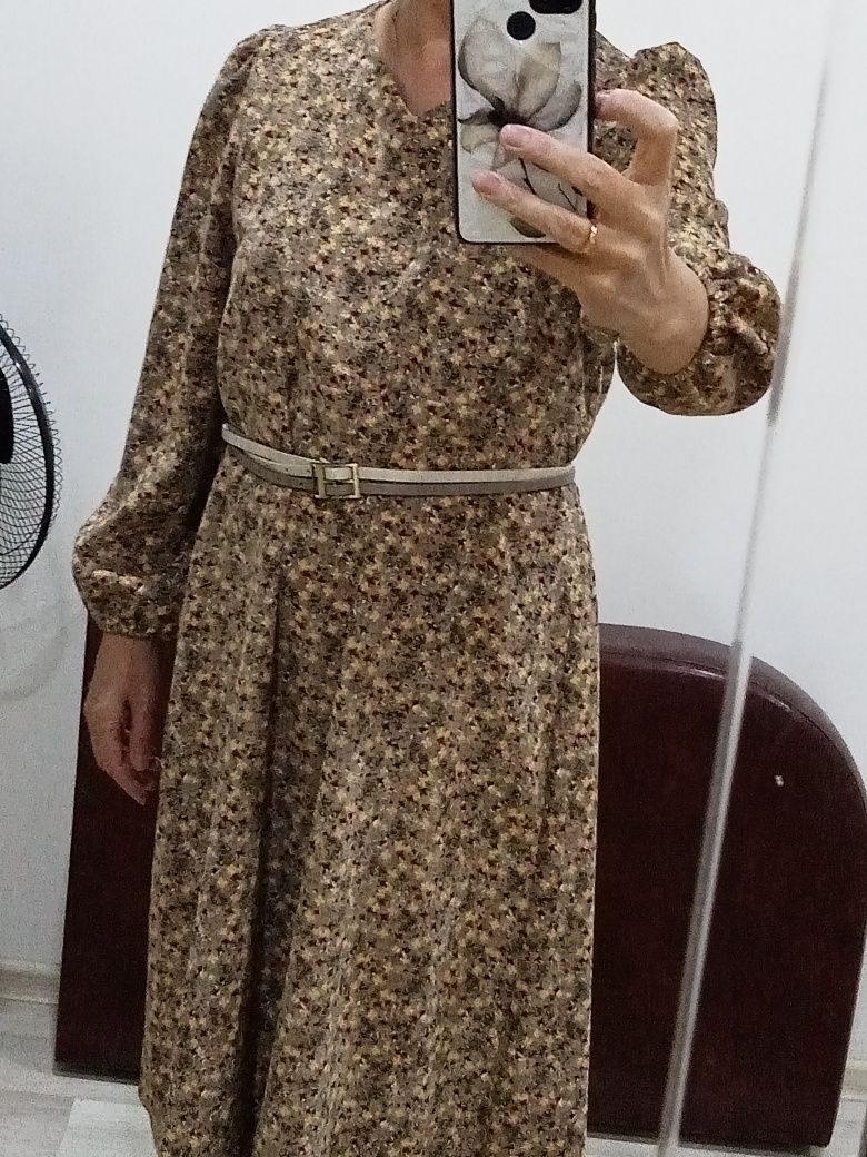 Продам отличные платья