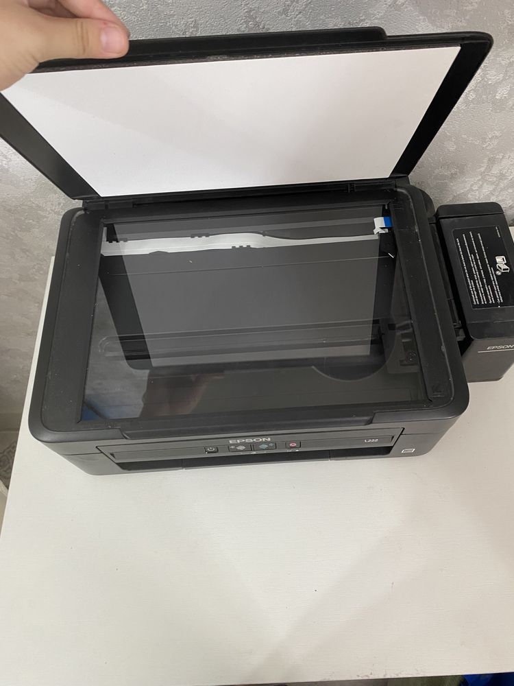 Продам Внешний оптический привод Самсунг и принтер Epson L222!