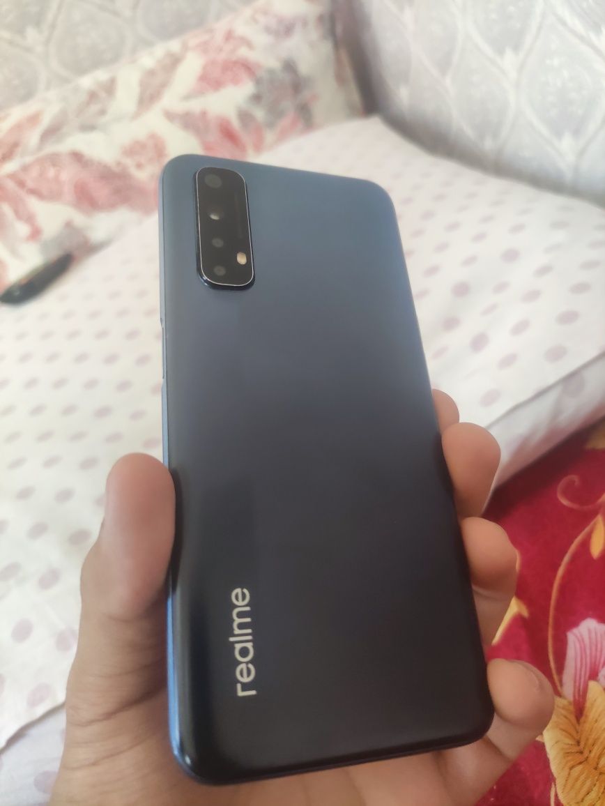 Realme 6 смартфон