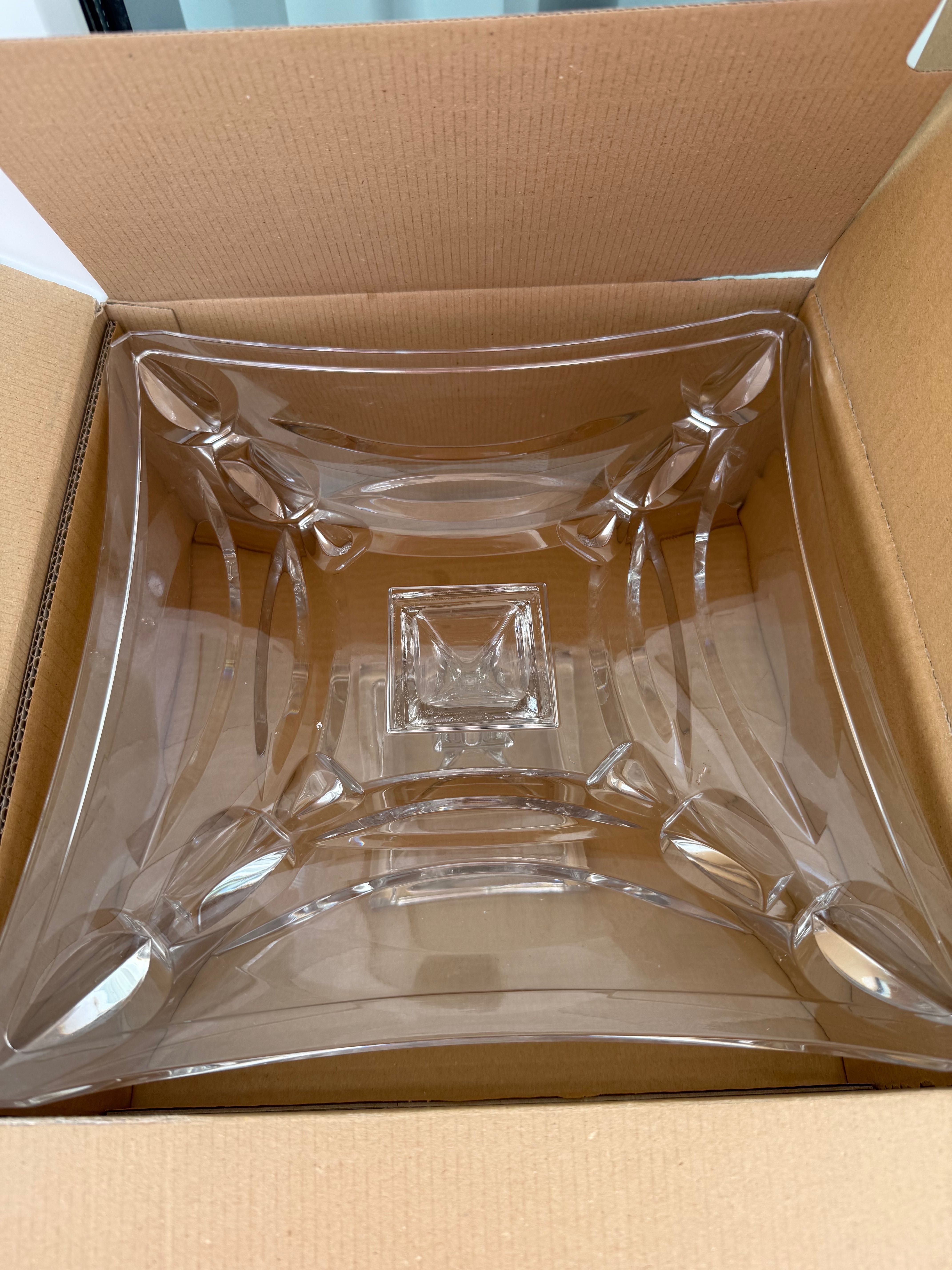 Продам тортницу 30 см  Crystal Bohemia