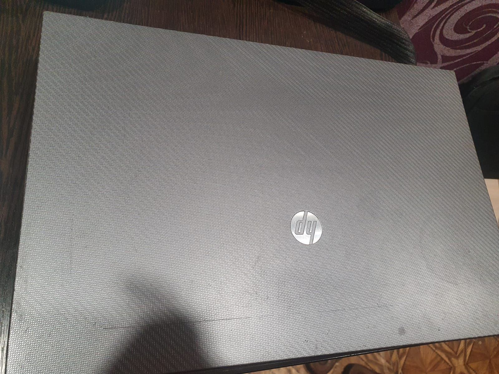 Продам офисный ноутбук hp