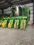 Сельхоз техника John Deere