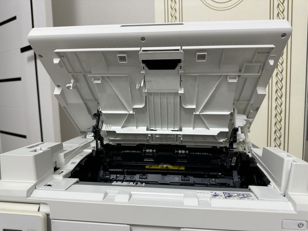 Принтер HP LaserJet Pro MFP M130a цена договорная