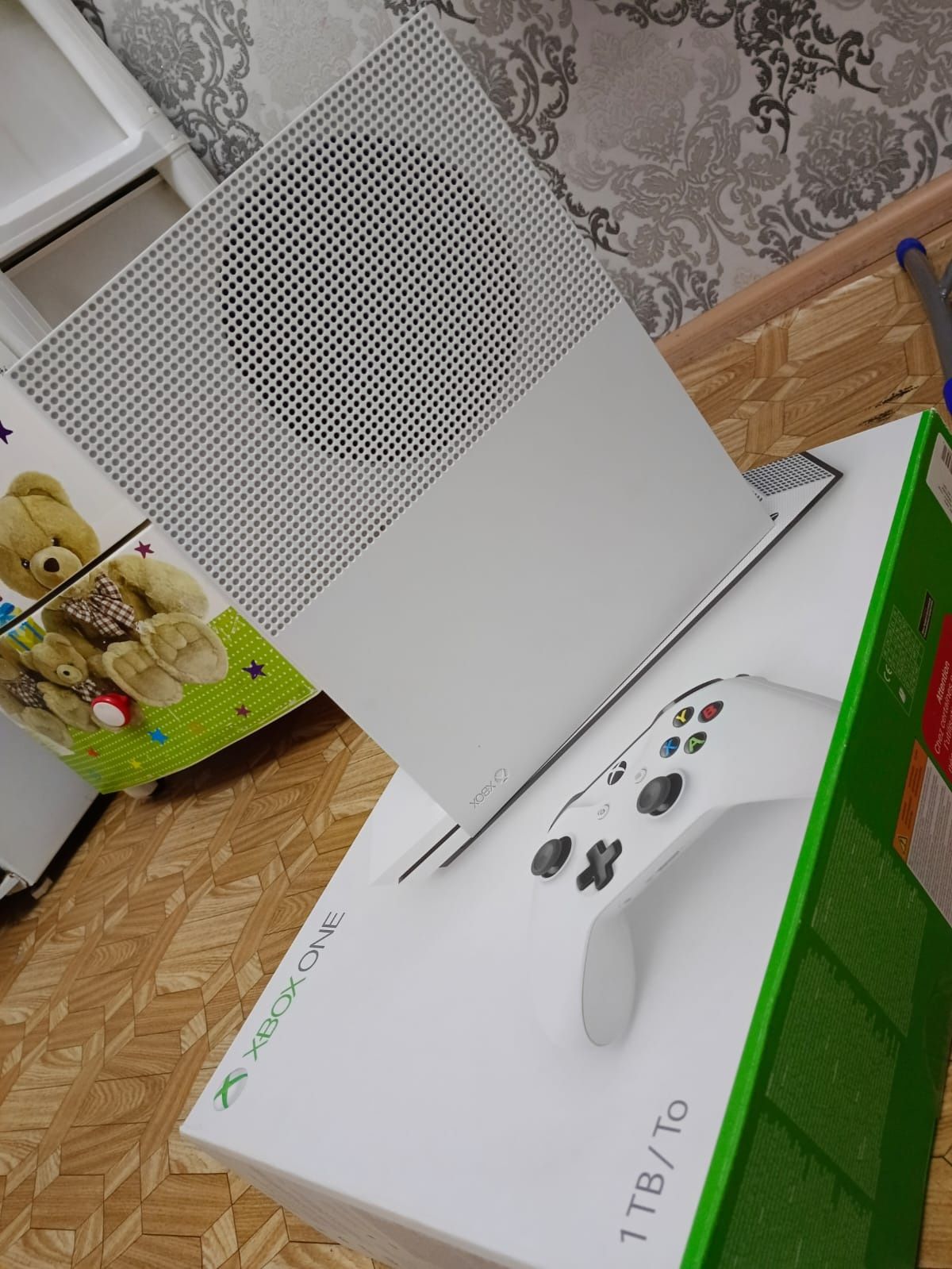 Xbox one s 1 Терабайт