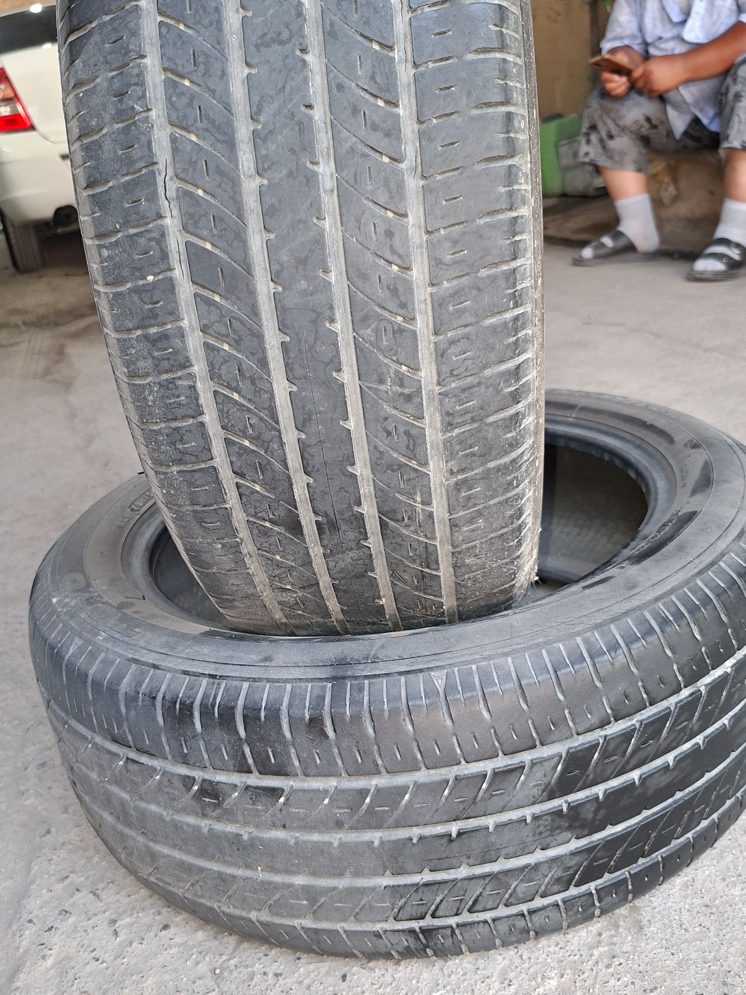 Шины 235 /50/18 toyo