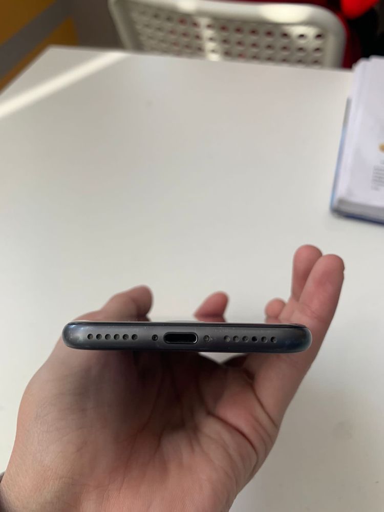 Iphone 8 обменяю на игровой компютер или же ноутбук