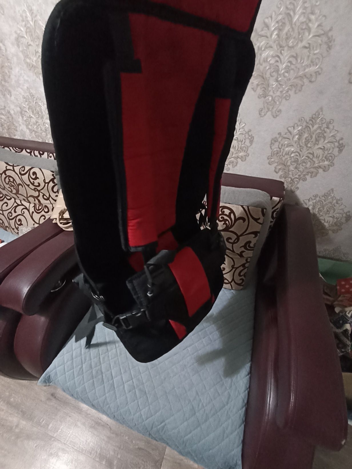 Продам бескаркасное автокресло! Новое