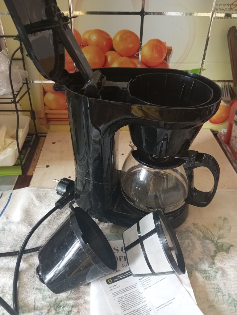 Продается капельная кофеварка Sokany CM-102