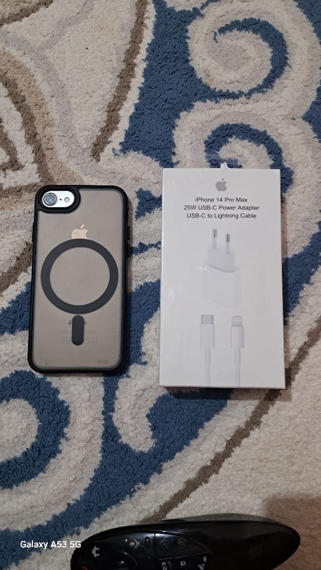 IPhone 7 с гарантией