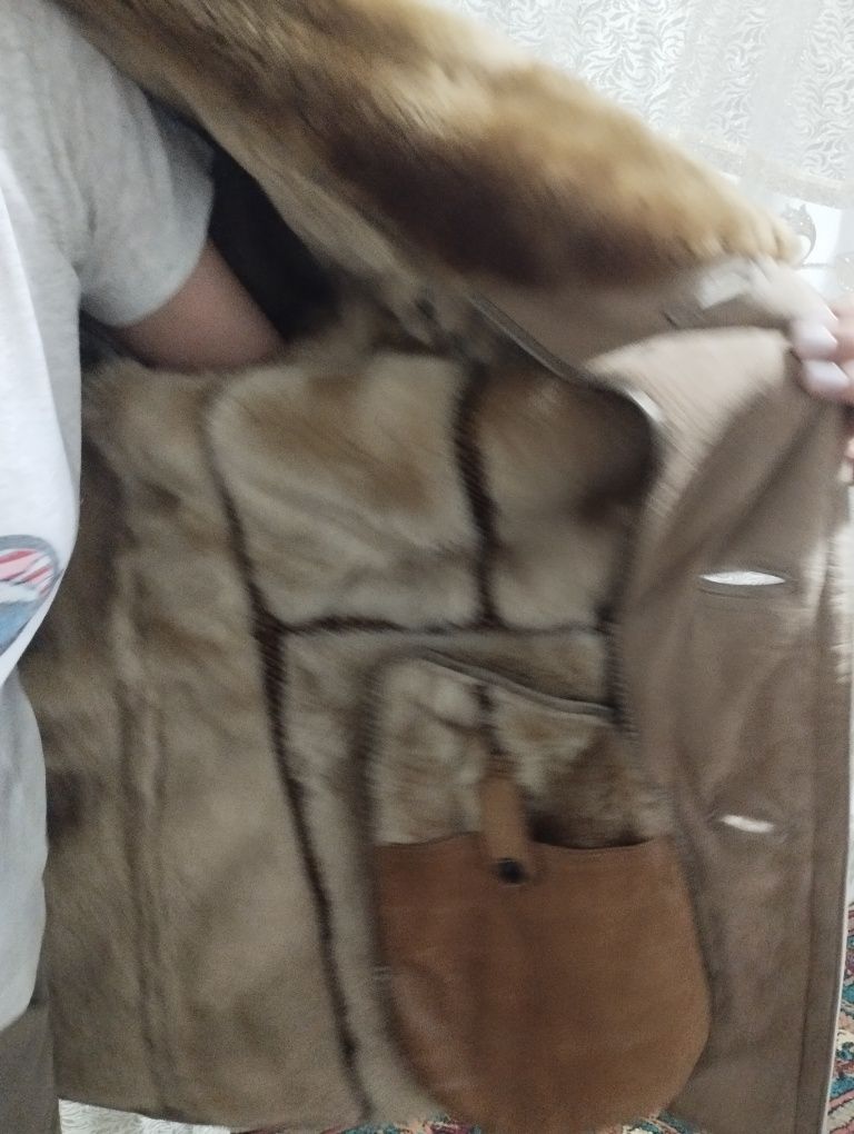 Продам натуральную дубленку