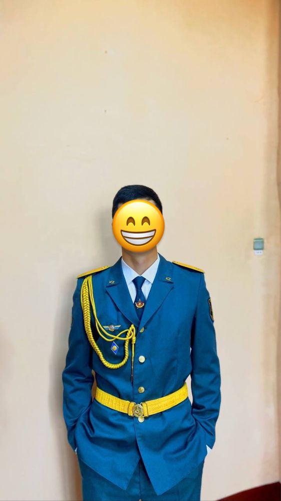 Продам парадный костюм