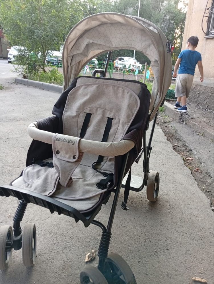 Коляска для двоих,двоиняшки