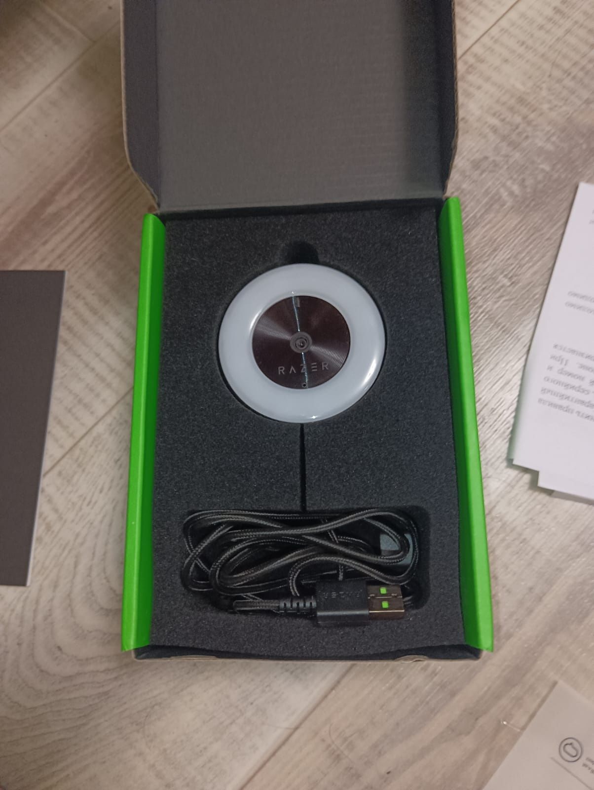 Веб-камера Razer Kiyo черный