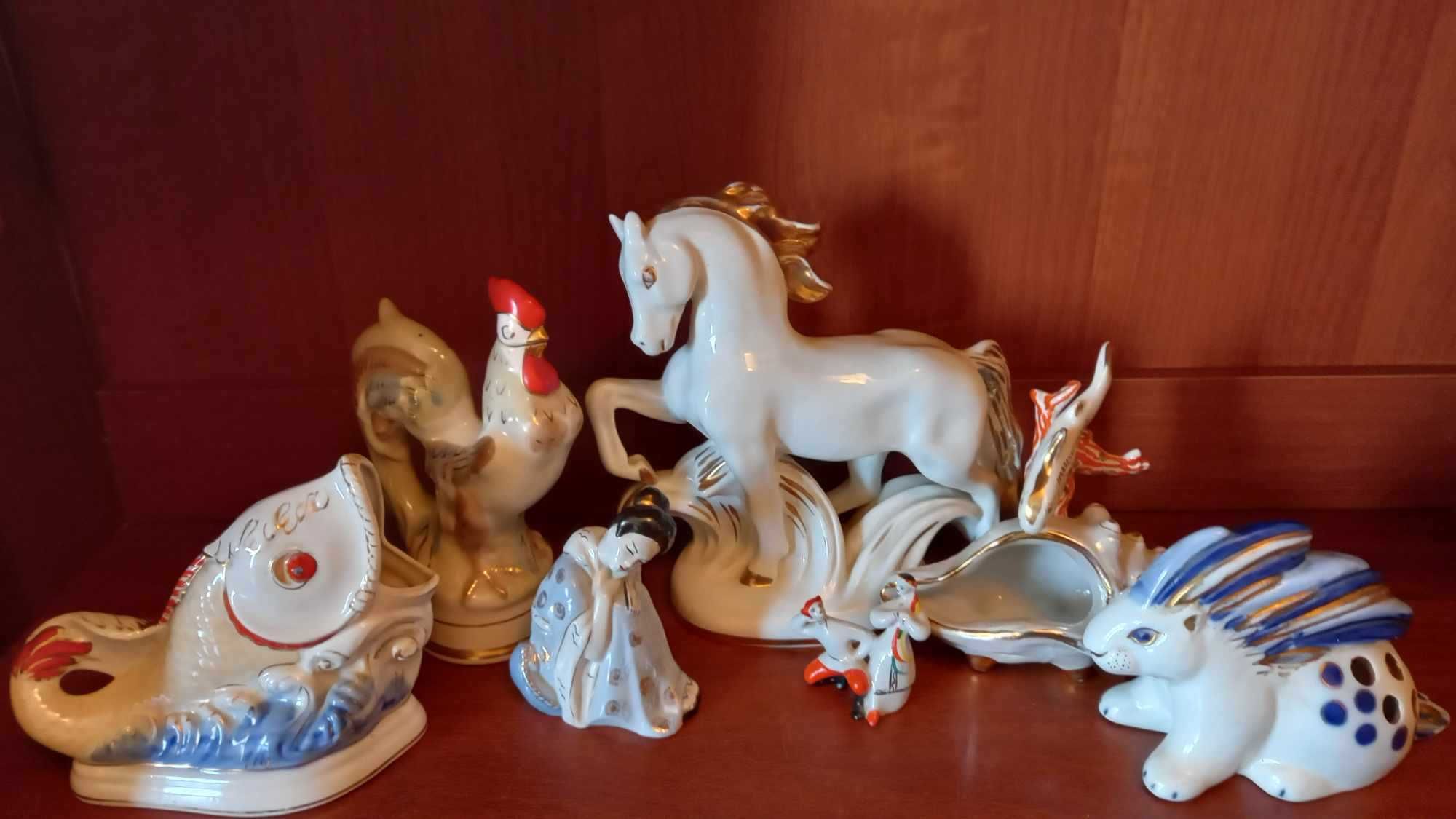 продам фарфоровые статуэтки ссср. цена стоит договорная. звоните
