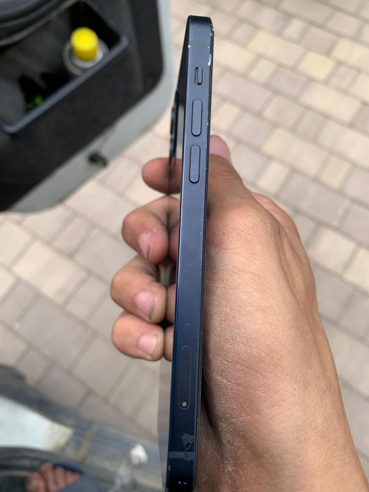 Iphone 12 В хорошем состояний