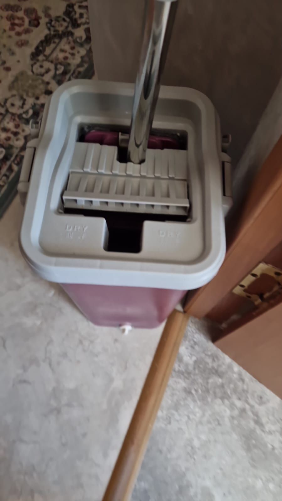 Продам ведро + швабра +2 запас тряпки