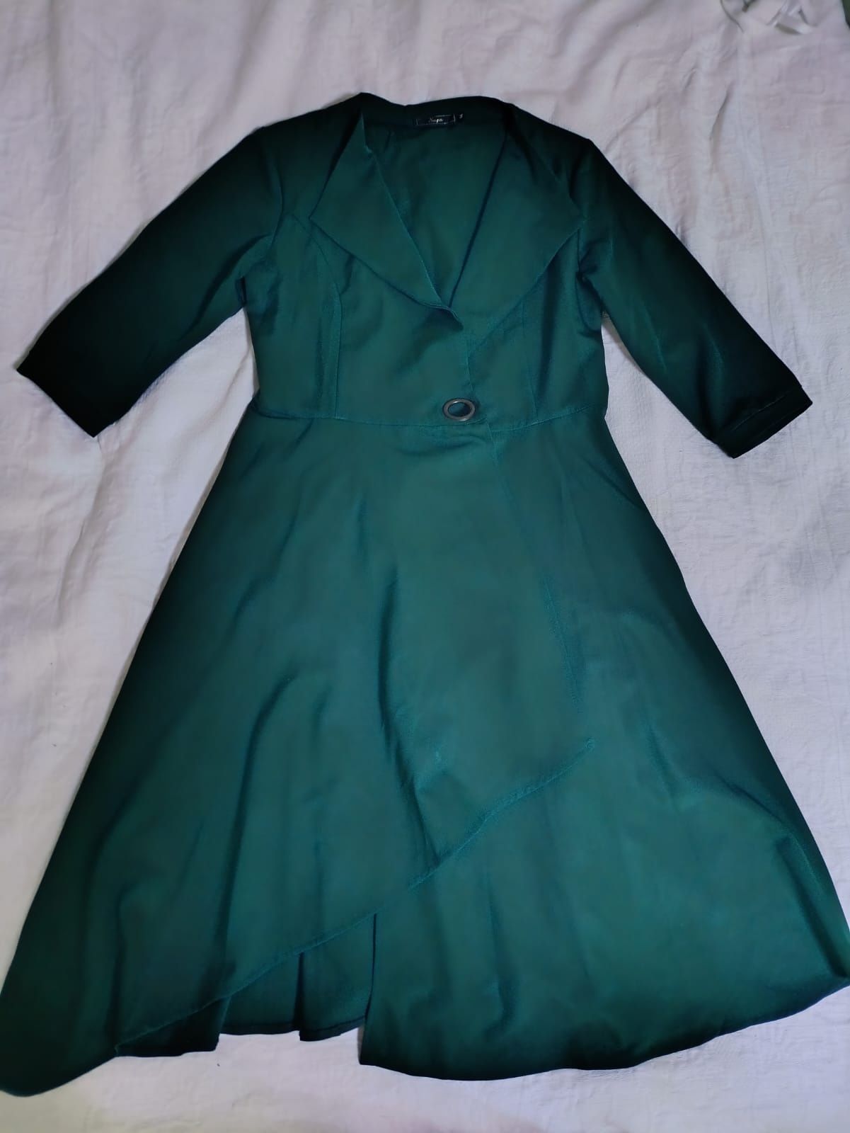 Продам женские вещи.Платья,штаны,пальто летнее. 46-48 р.р.
