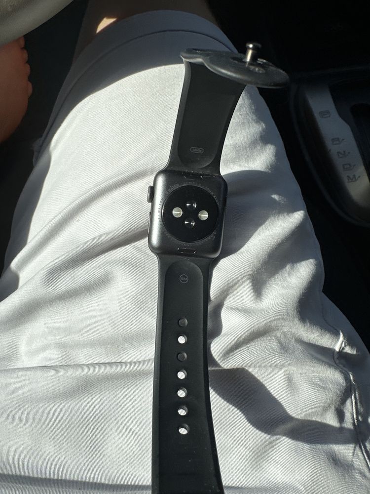 Продается часы Apple watch 3 series