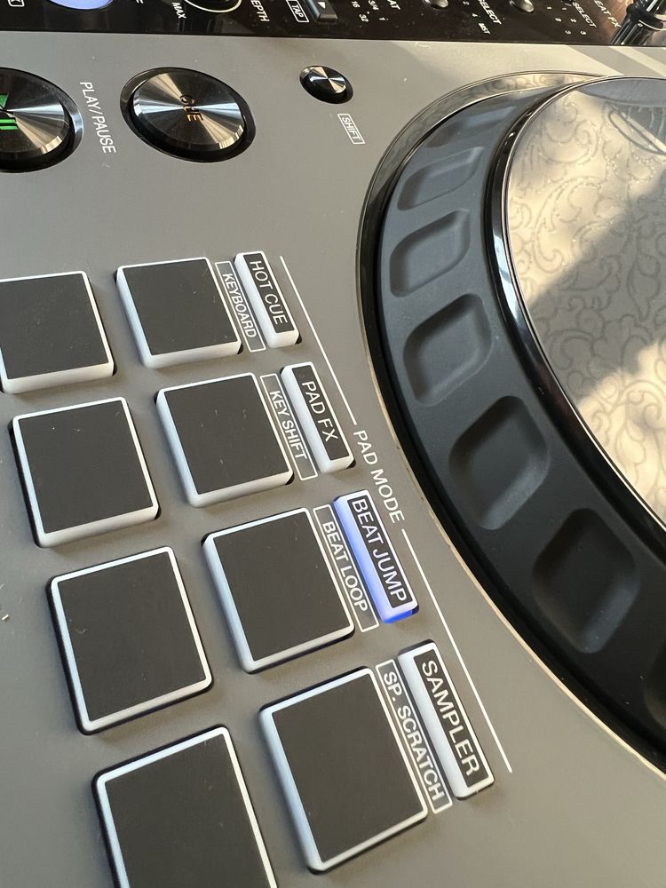 Pioneer DDJ FLX-6 GT