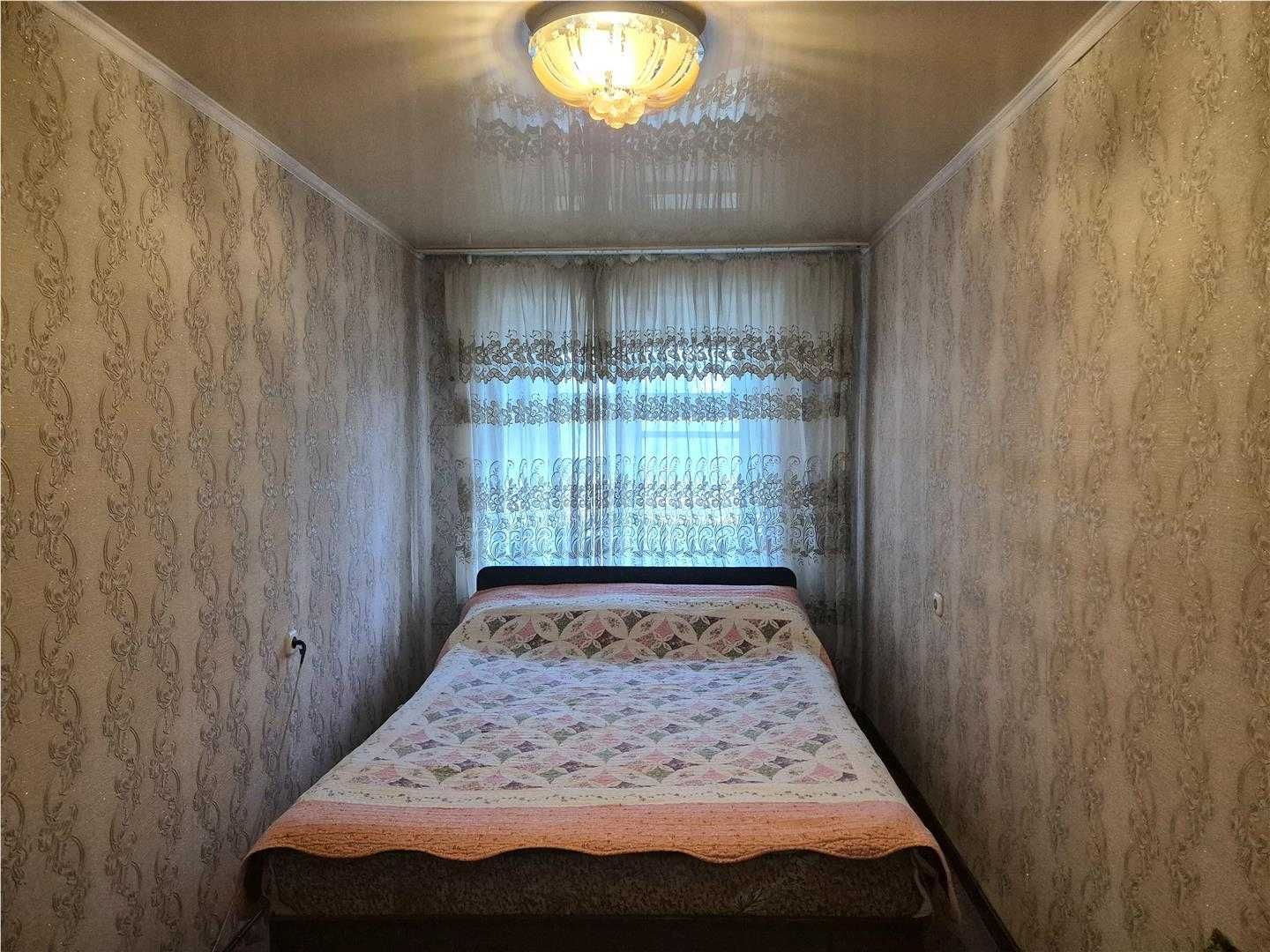 Продам 3-комн квартиру на 6 мкр