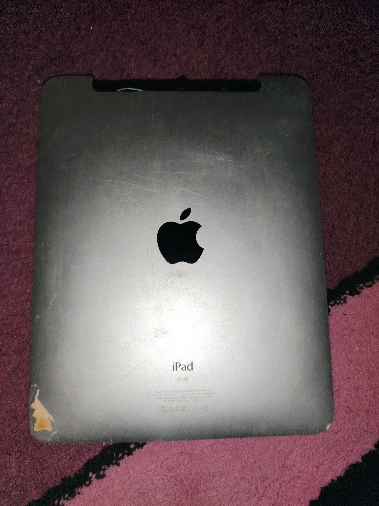 Ipad 1337 первого поколение на запчасти либо просто