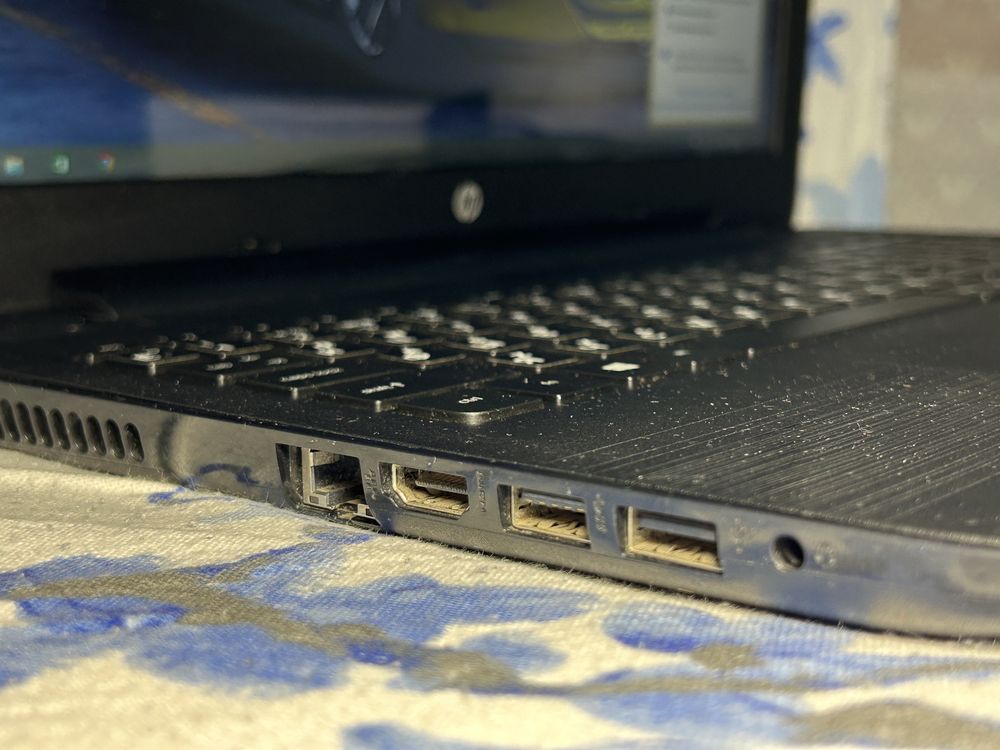 Мощный ноутбук Hp в отличном состояний