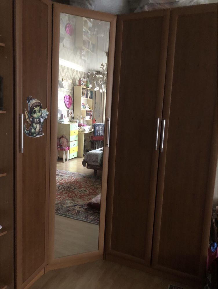 Продам спальний гарнитур