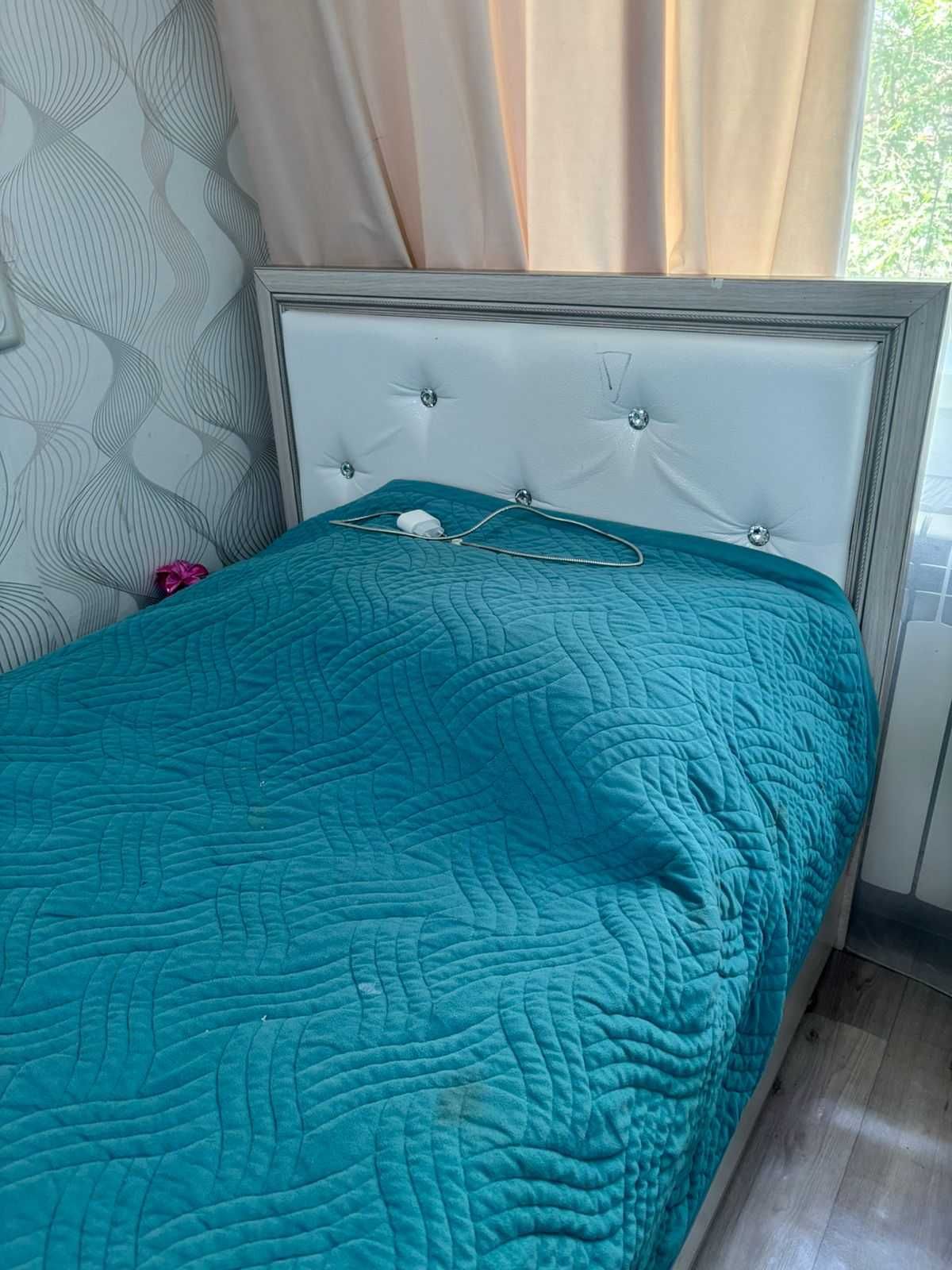 2 детский кровати 200*90