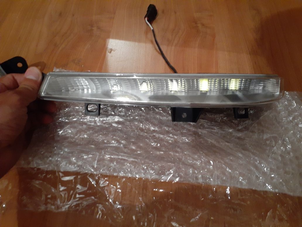 Противотуманки ДХО мерседес W221 AMG