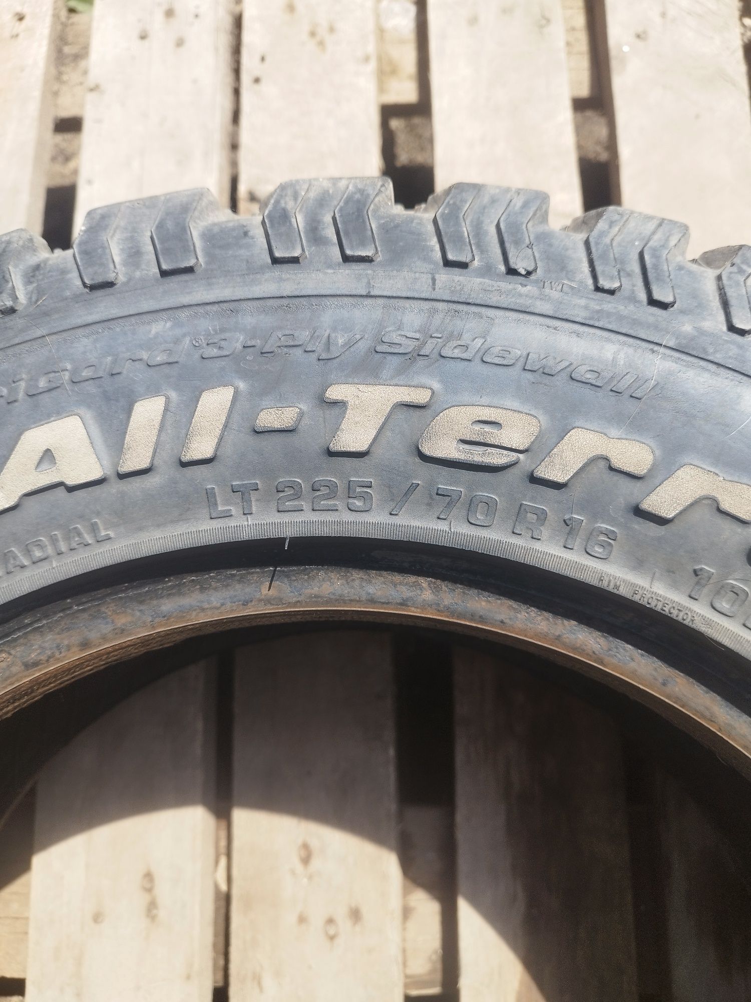 Шина bfgoodrich LT 225/70 r16