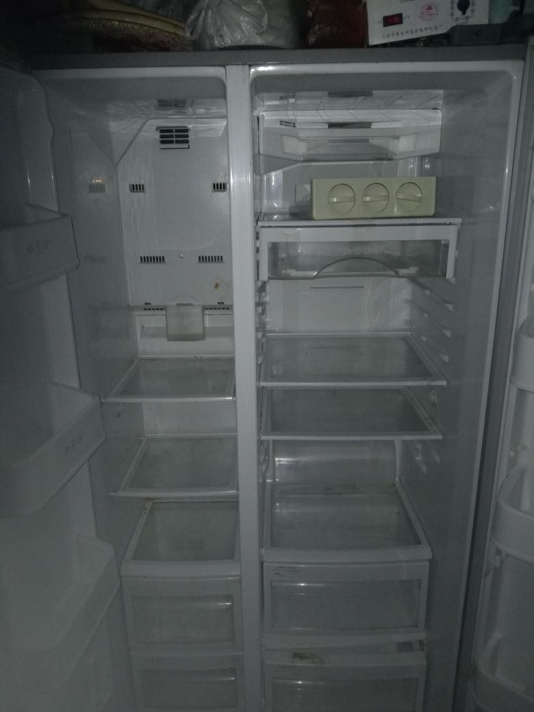 Холодильник элжи