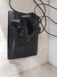 Продам Playstation 3. В отличном состоянии.