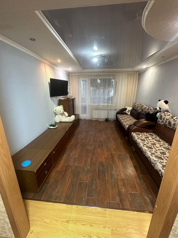 Продам  3-х комнатную квартиру